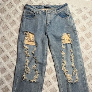 PrettyLittleThing Distressed Blue Jeans